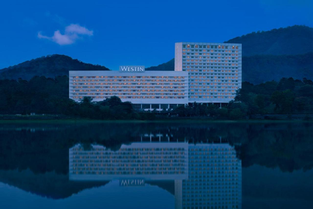 The Westin Mumbai Powai Lake Exterior foto