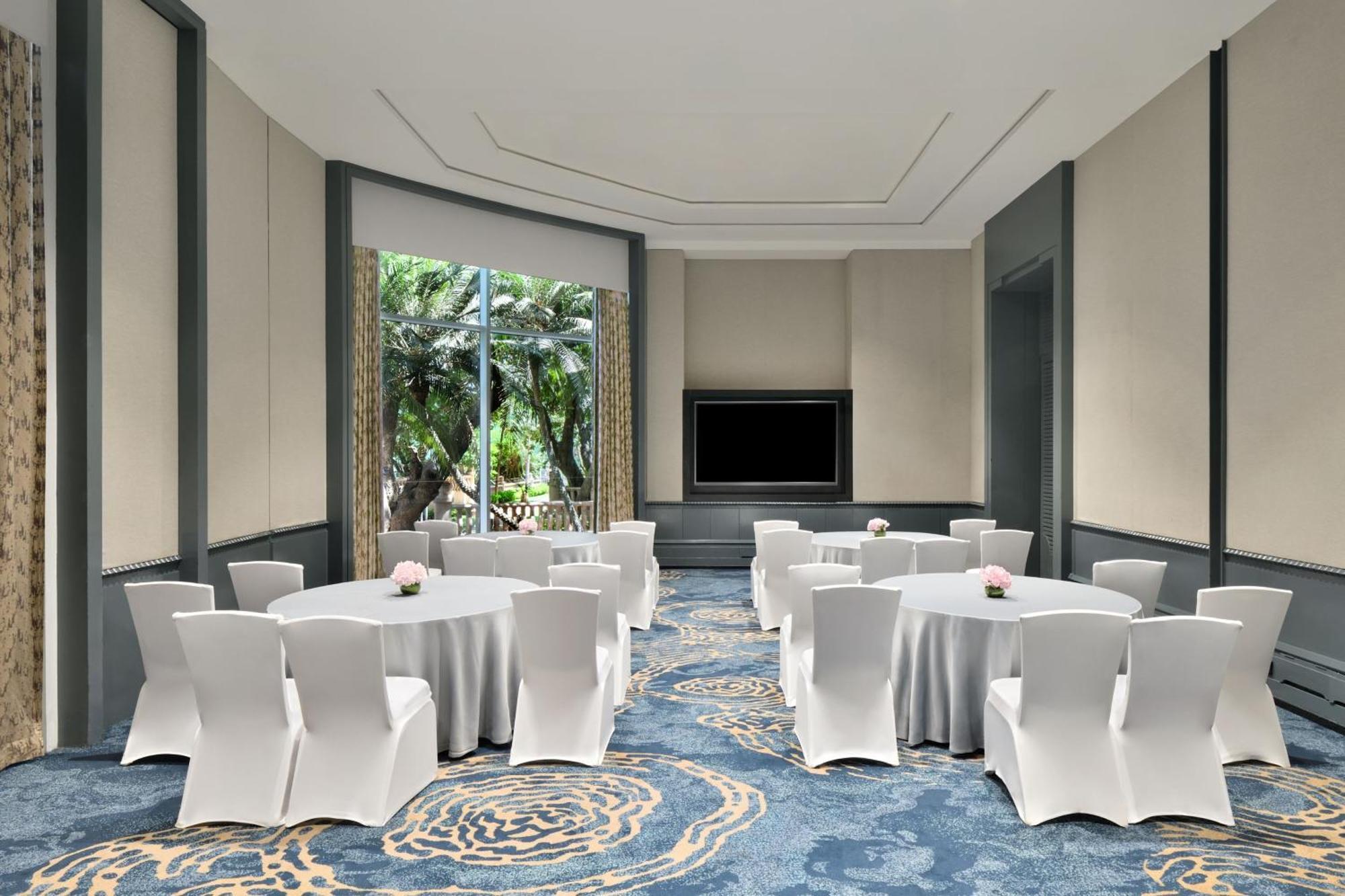 The Westin Mumbai Powai Lake Exterior foto