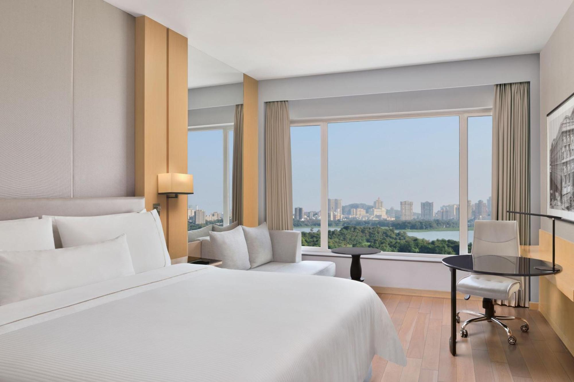 The Westin Mumbai Powai Lake Exterior foto
